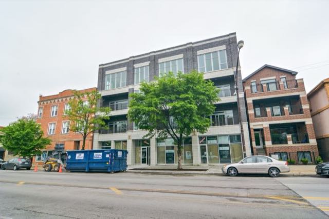 The Eagle mixed-use building in Logan Square